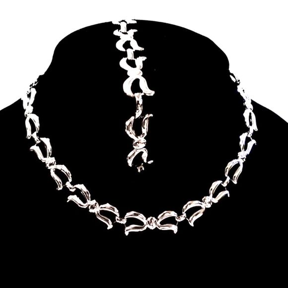 Vintage Monet Silver Tone Necklace Bracelet Set Specialty Link Demi Parure - Picture 2 of 8